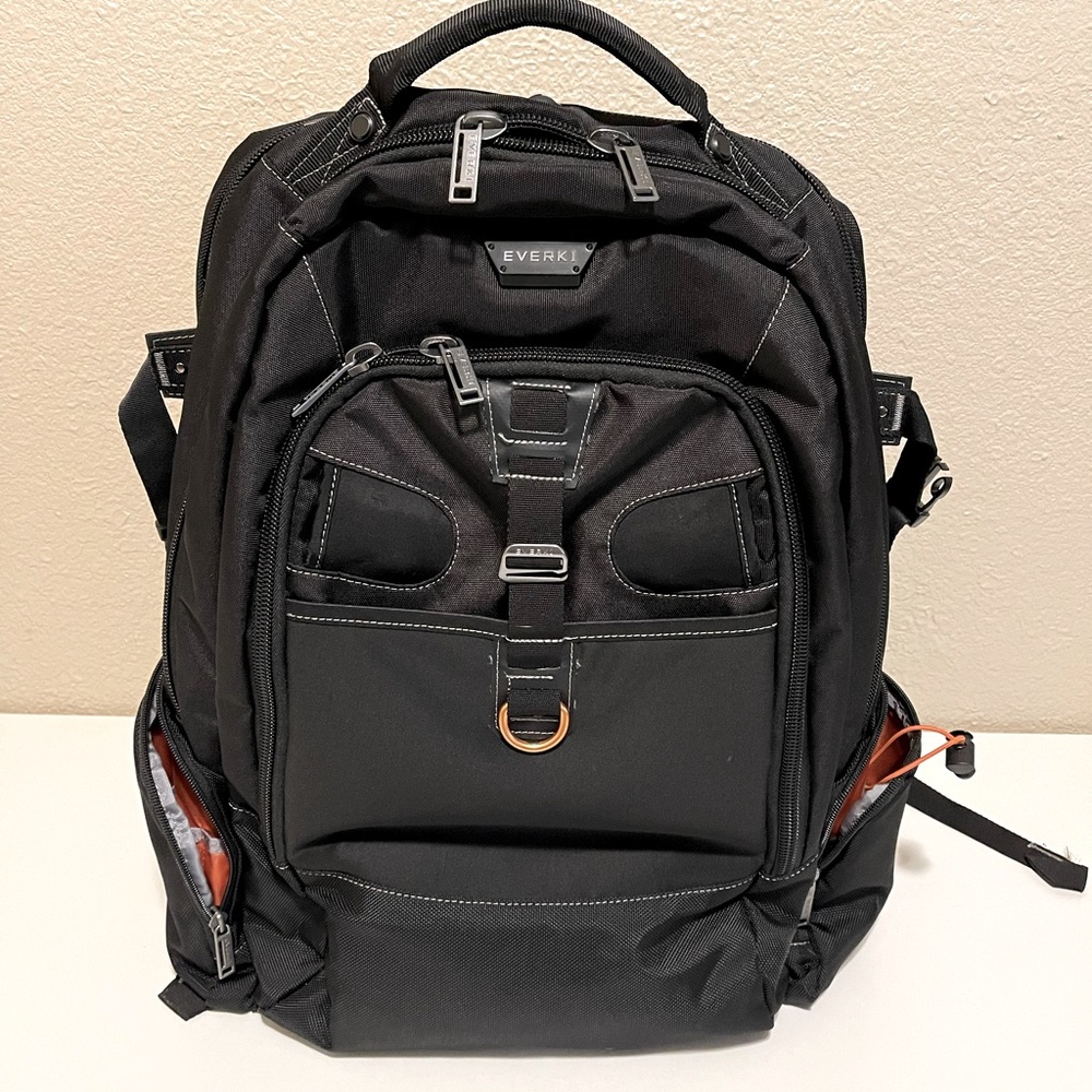 Everki BackPack 🎒